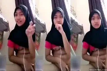 Chat sex sama pacar abg lagi birahi memek basah