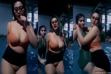 Dua Saudara Horny Pamerkan Vagina di Kolam, Ngentot Doggy Brutal