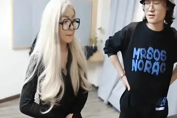 Ngentot Adik Berkacamata Pas Nonton Film Pertama