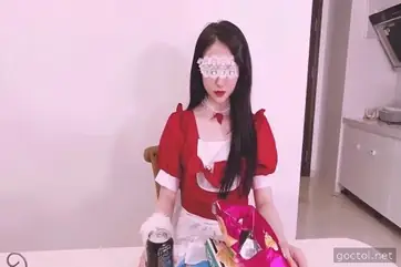 Pelayan nakal keluarga saya